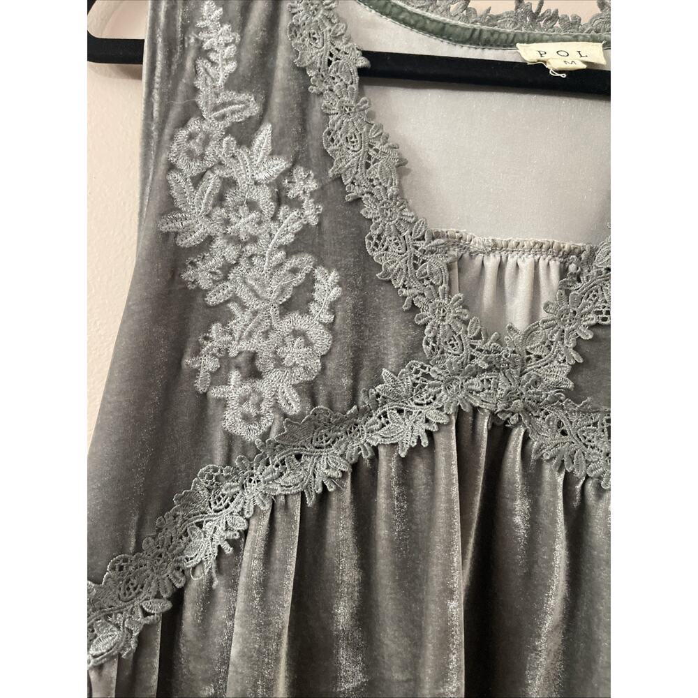 POL Crushed Velvet Tunic Womens M Gray Embroidered V-Neck Fairy Goth Festival - Picture 4 of 9